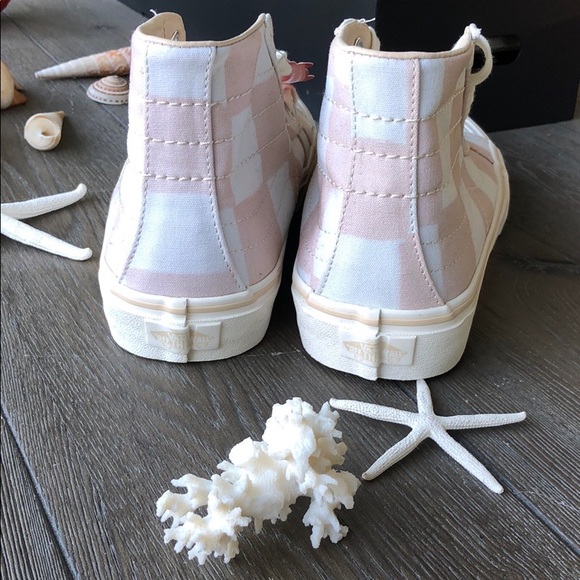 🌴🌼VANS- BIG CHECKERED HIGH TOPS🌼🌴 - Picture 7 of 10
